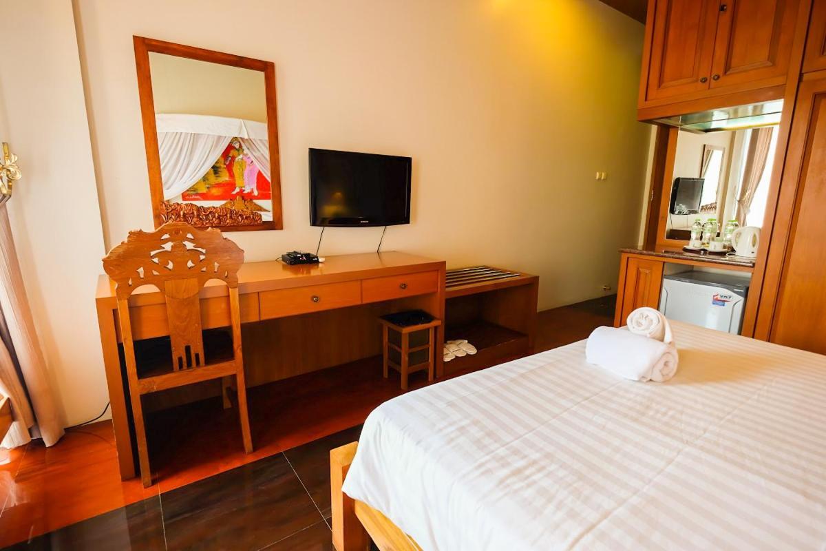 Rumah Stroberi Organic Farm & Family Lodge Lembang Luaran gambar