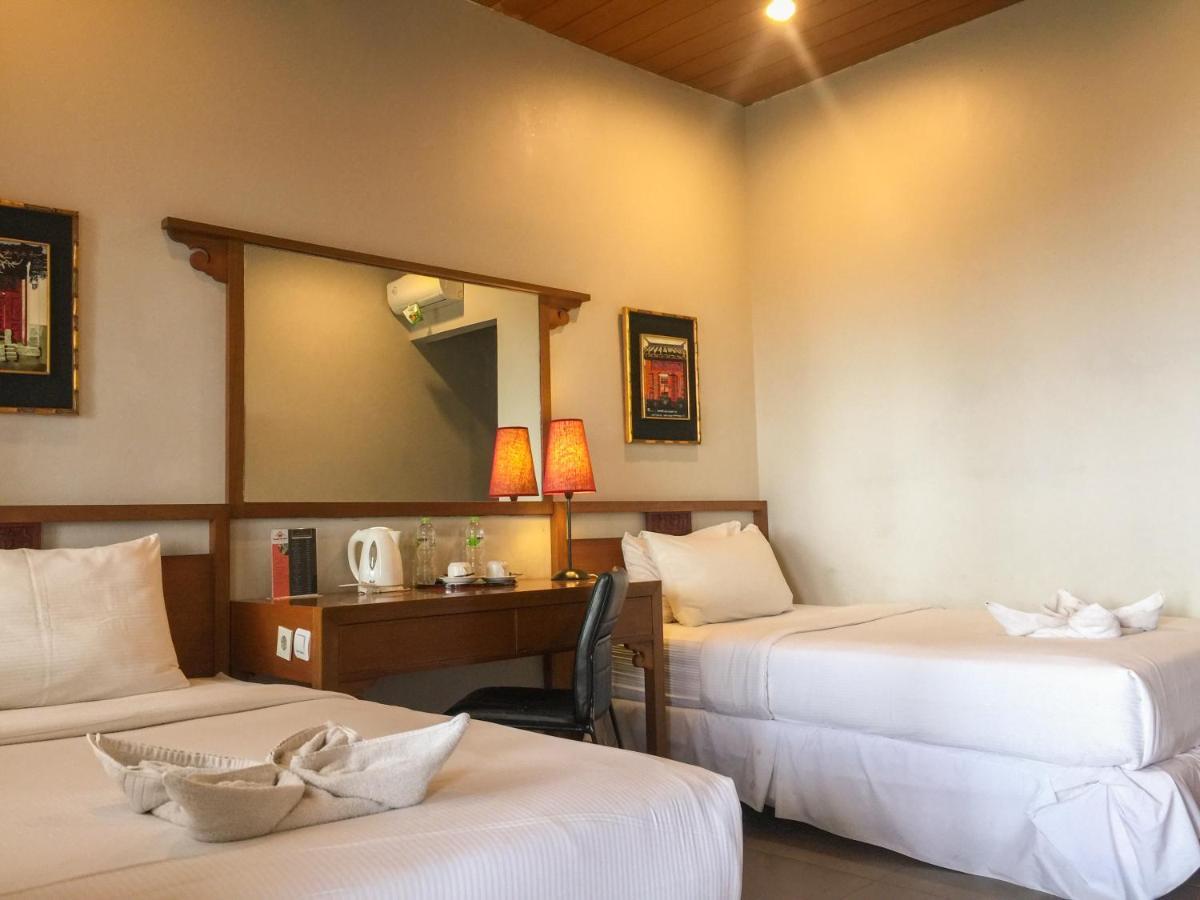 Rumah Stroberi Organic Farm & Family Lodge Lembang Luaran gambar