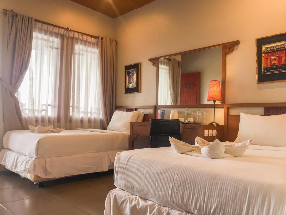 Rumah Stroberi Organic Farm & Family Lodge Lembang Luaran gambar