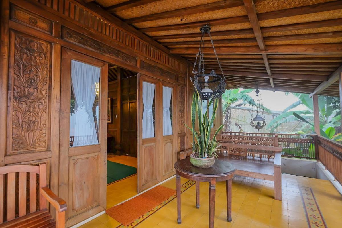 Rumah Stroberi Organic Farm & Family Lodge Lembang Luaran gambar
